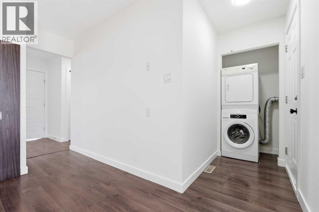 263 Doverview Crescent SE, Calgary, Alberta  T2B 1Y7 - Photo 12 - A2293665