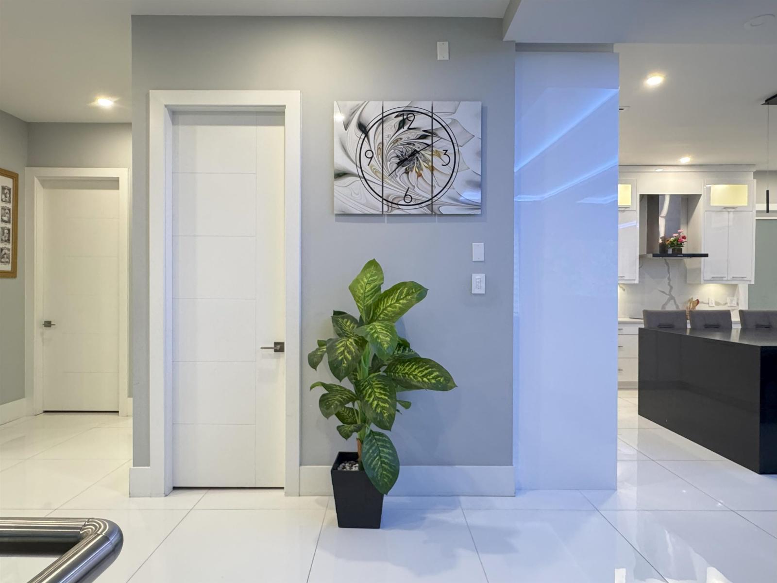 12343 93a Avenue, Surrey, British Columbia  V3V 7B1 - Photo 12 - R3058604