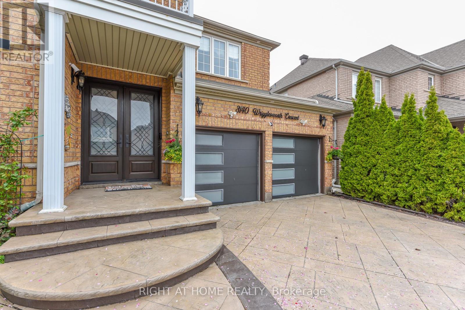 3140 Wrigglesworth Crescent, Mississauga, Ontario  L5M 6W7 - Photo 3 - W13137574