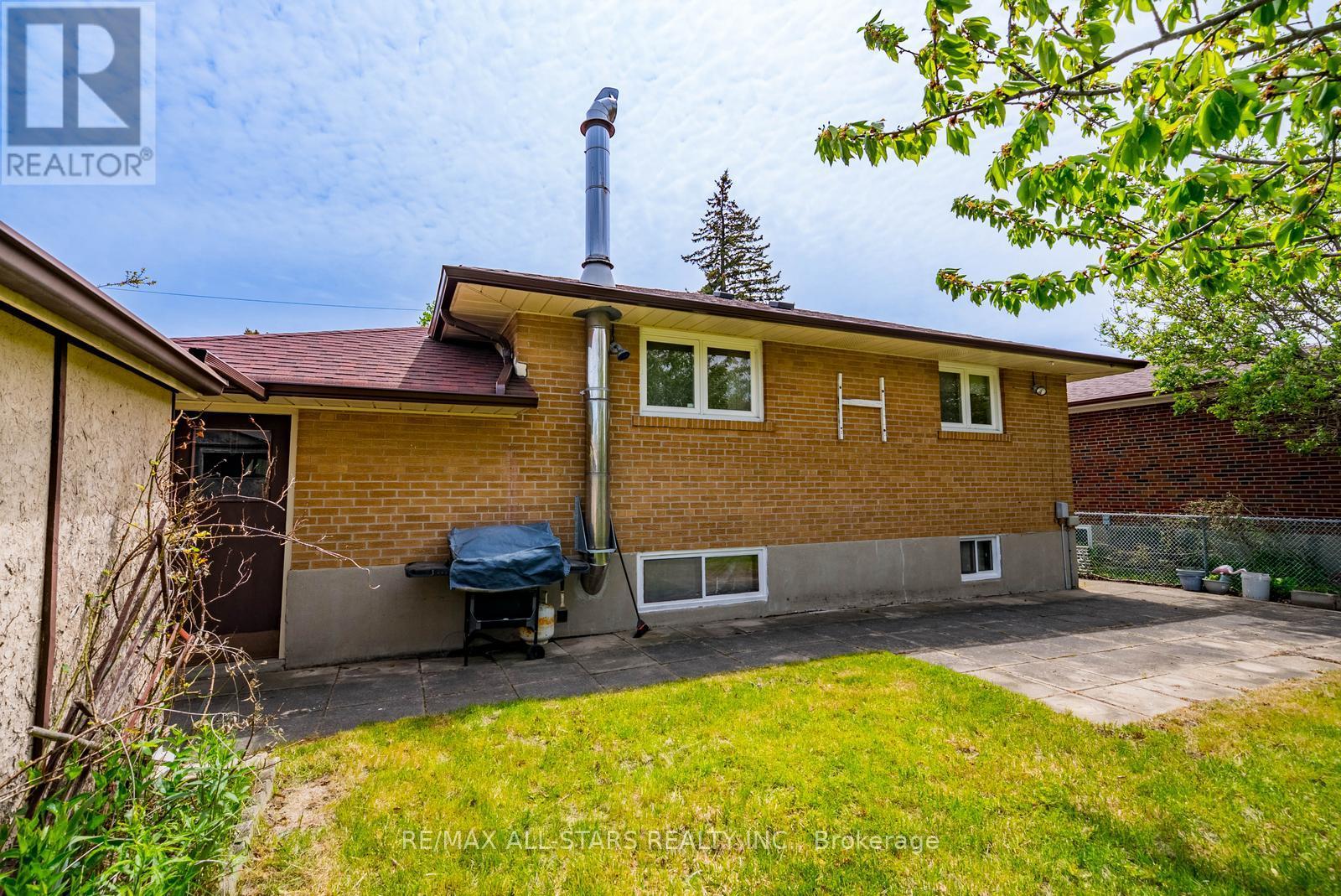 26 Summerglade Drive, Toronto, Ontario M1S 1W8 - Photo 38 - E13165152