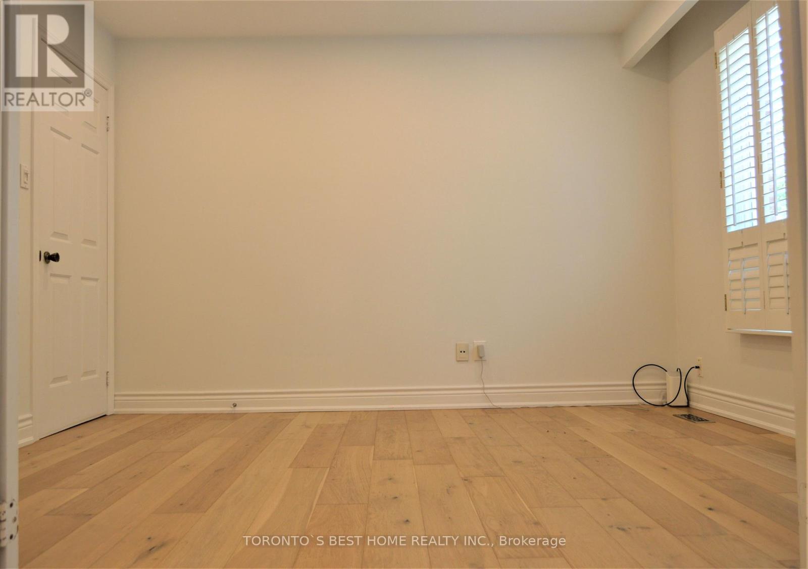 Main Floor - 14 Simmons Crescent, Aurora, Ontario  L4G 6B4 - Photo 10 - N13167602