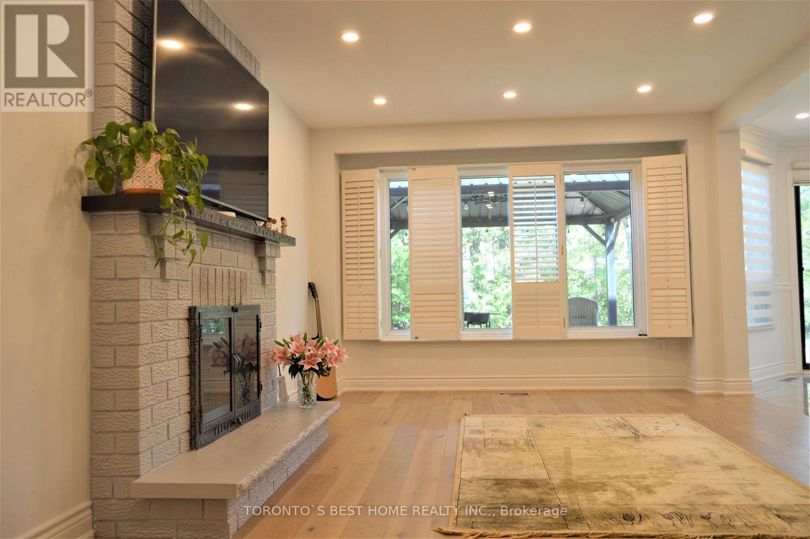 Main Floor - 14 Simmons Crescent, Aurora, Ontario  L4G 6B4 - Photo 8 - N13167602