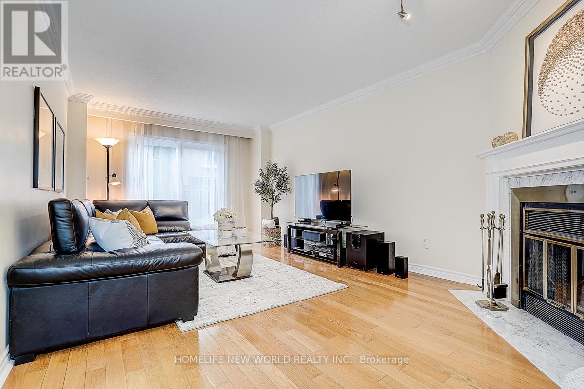 16 Kew Gardens, Richmond Hill, Ontario  L4B 1R4 - Photo 10 - N13167608