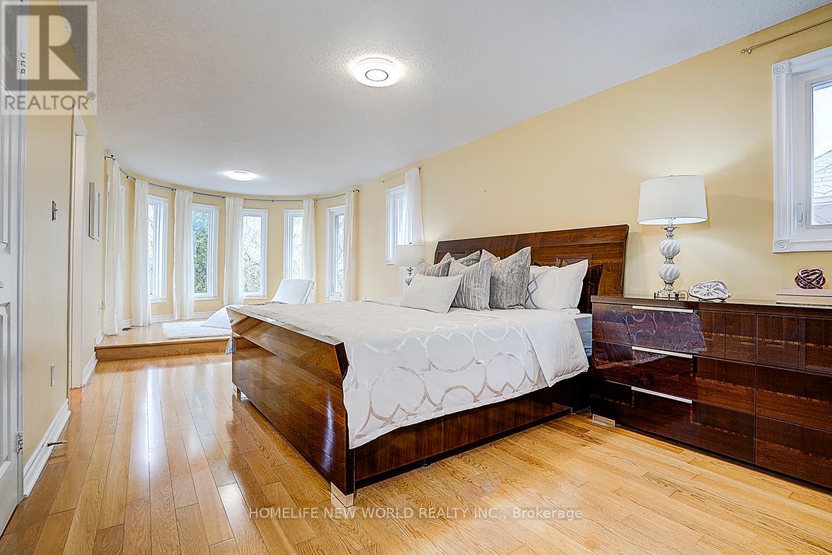 16 Kew Gardens, Richmond Hill, Ontario  L4B 1R4 - Photo 19 - N13167608