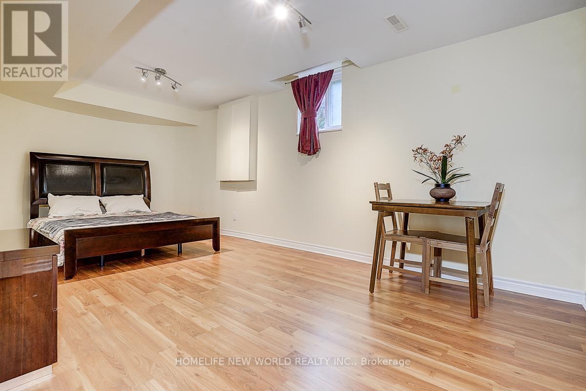 16 Kew Gardens, Richmond Hill, Ontario  L4B 1R4 - Photo 34 - N13167608