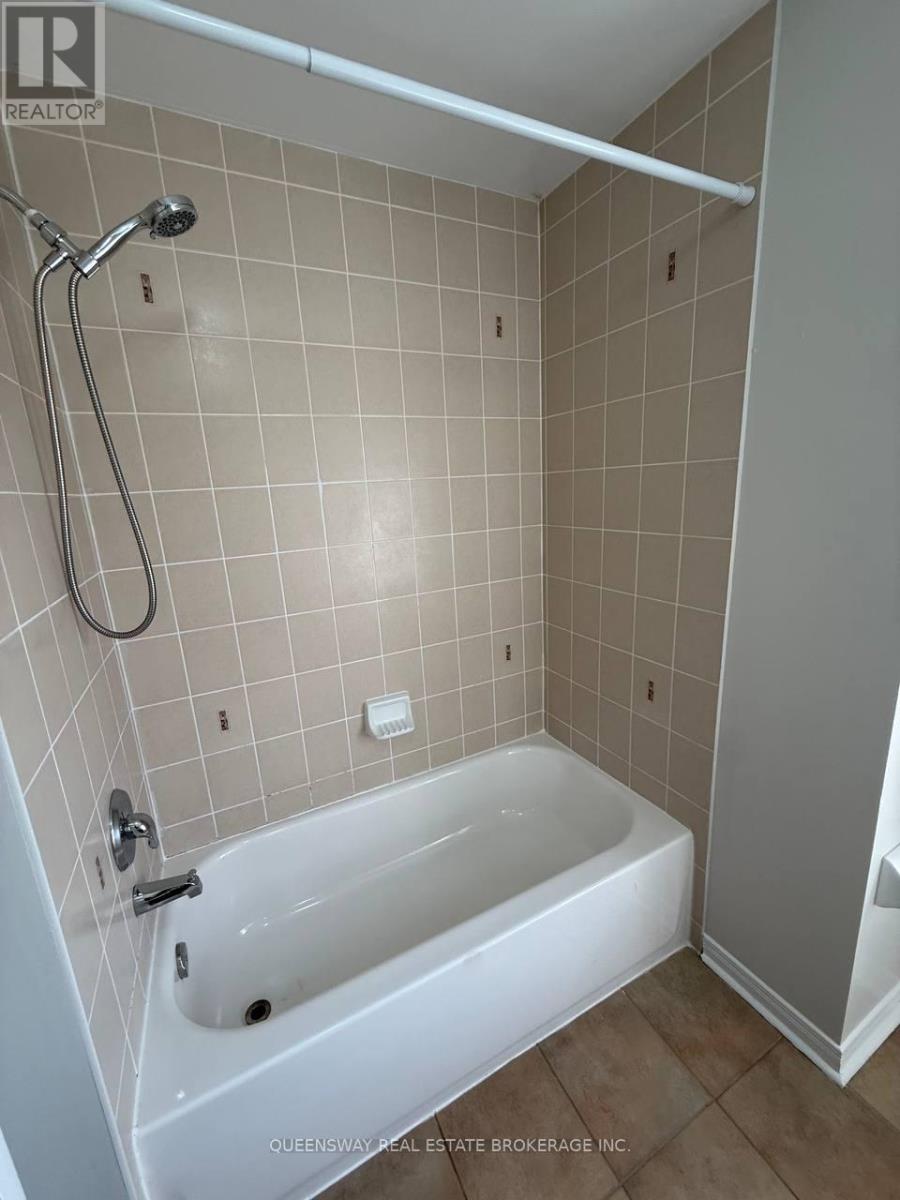 514 Candlestick Circle, Mississauga, Ontario  L4Z 0B2 - Photo 21 - W13167584