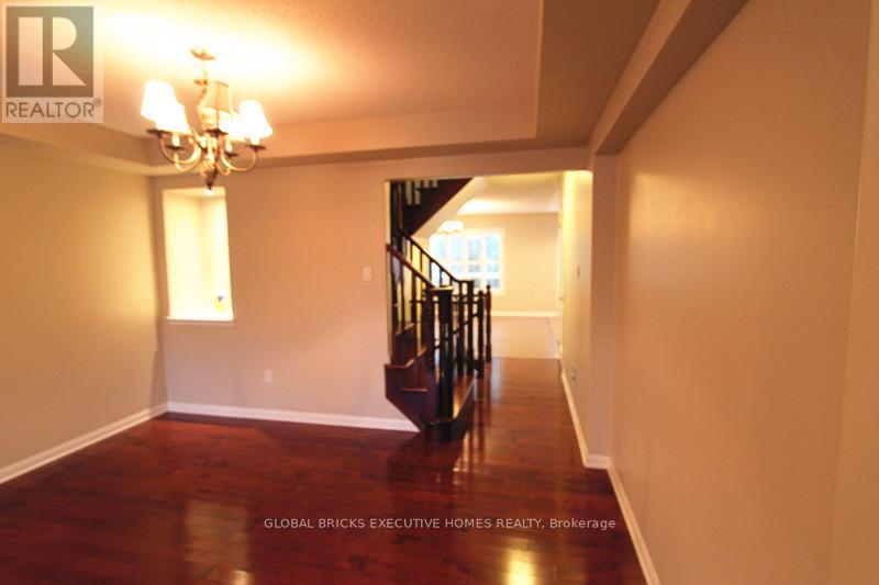 852 Hepburn Road, Milton, Ontario  L9T 0L2 - Photo 4 - W13167588