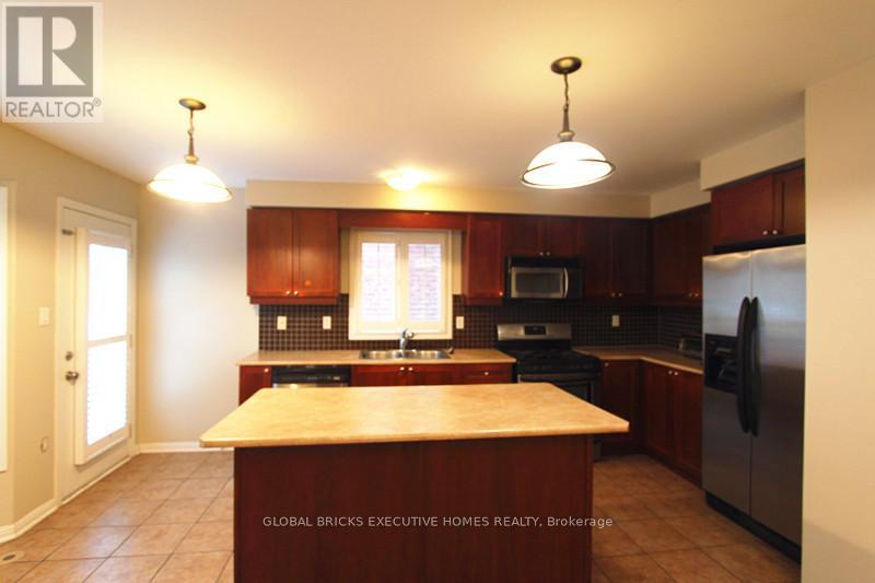 852 Hepburn Road, Milton, Ontario  L9T 0L2 - Photo 9 - W13167588