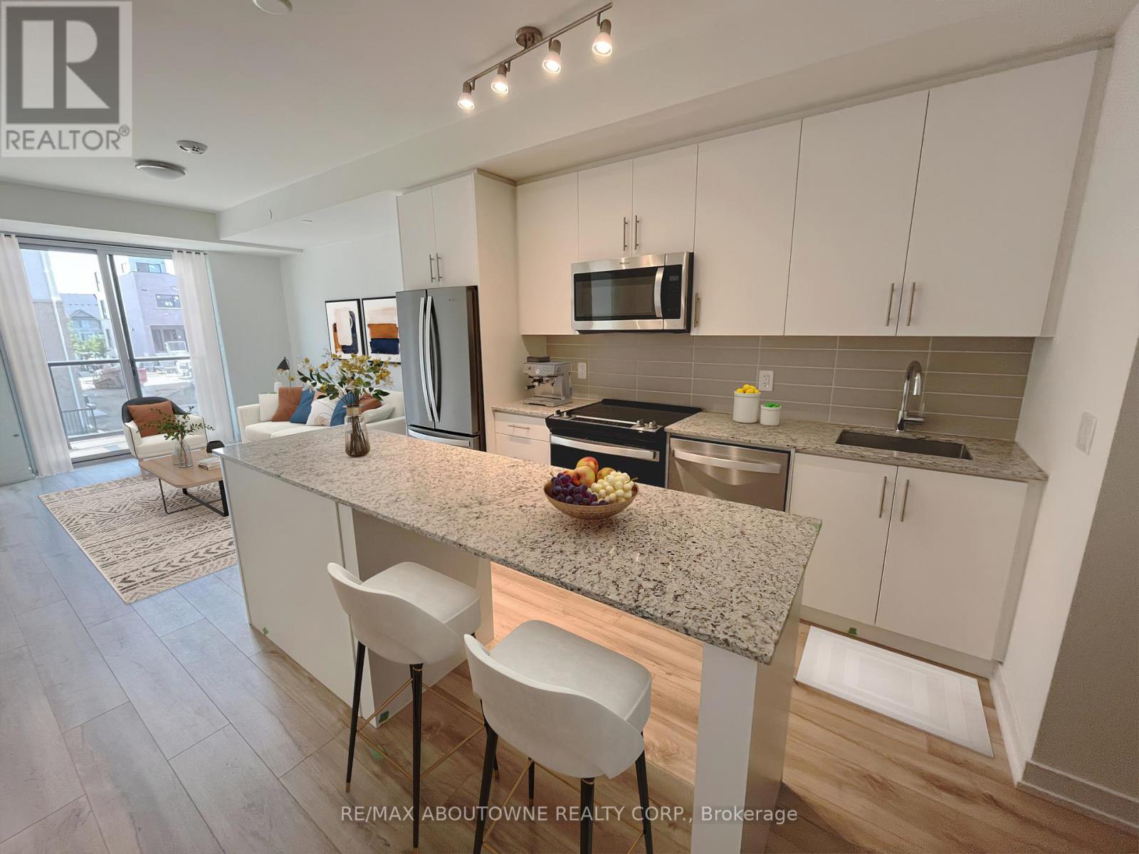 201 - 345 WHEAT BOOM DRIVE, Oakville, Ontario