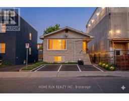 313 SAVARD AVENUE, Ottawa, Ontario