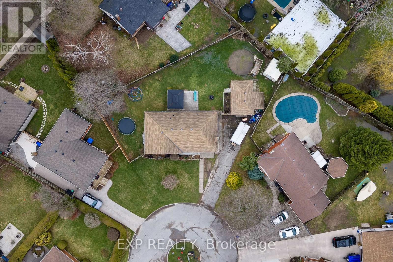 6396 Laura Crescent, Niagara Falls, Ontario  L2G 5E4 - Photo 3 - X13093144