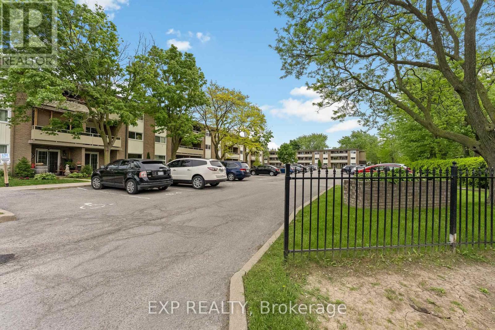 406 - 41 Rykert Street, St. Catharines, Ontario  L2S 3A4 - Photo 3 - X13167630