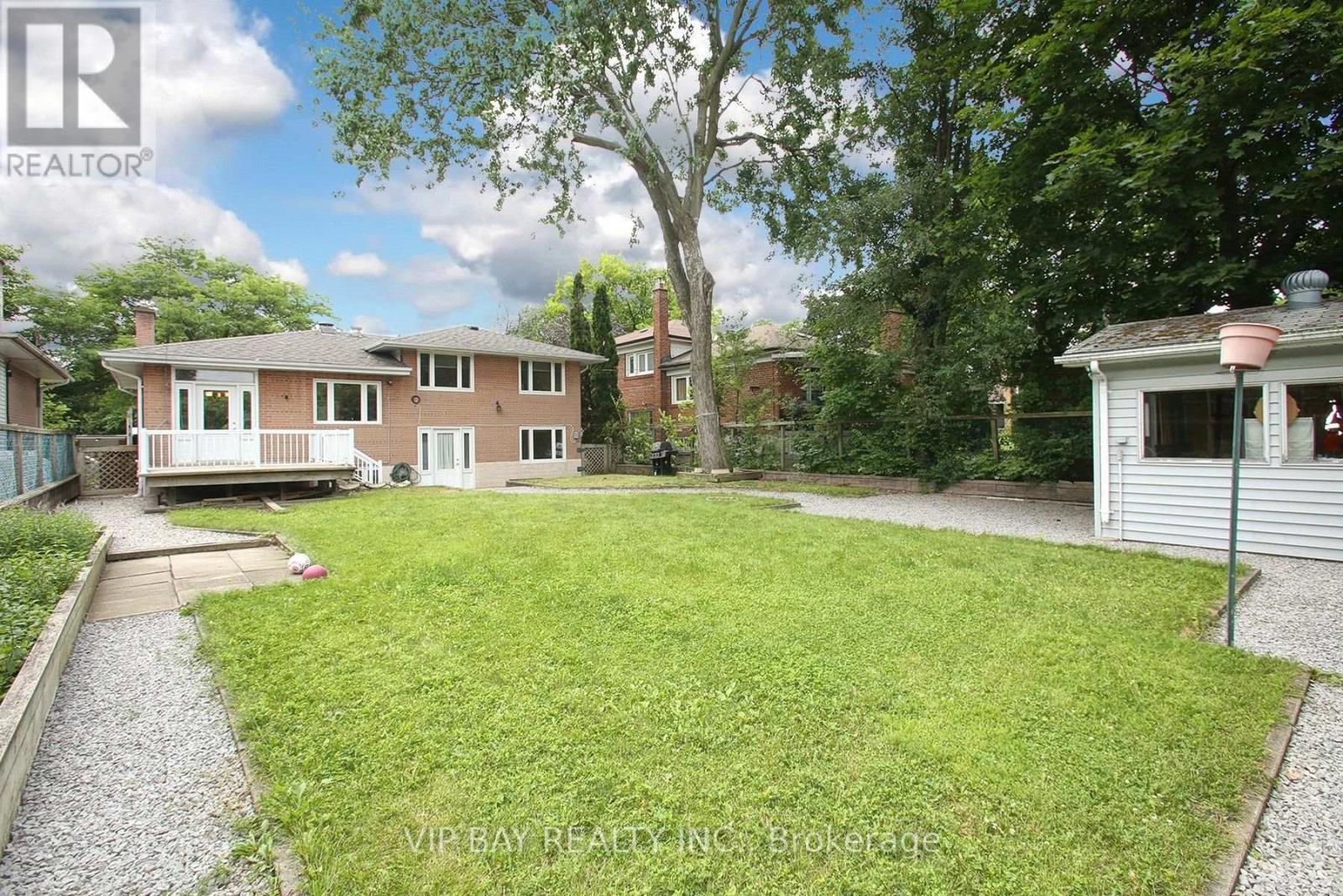 148 Betty Ann Drive, Toronto, Ontario  M2N 1X4 - Photo 14 - C13167632