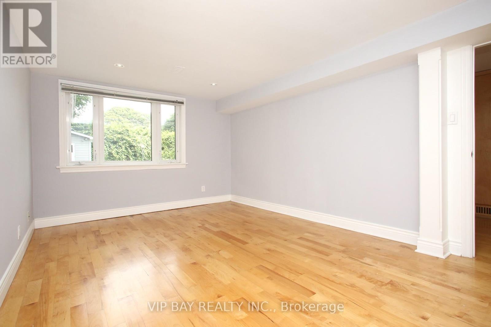 148 Betty Ann Drive, Toronto, Ontario  M2N 1X4 - Photo 3 - C13167632