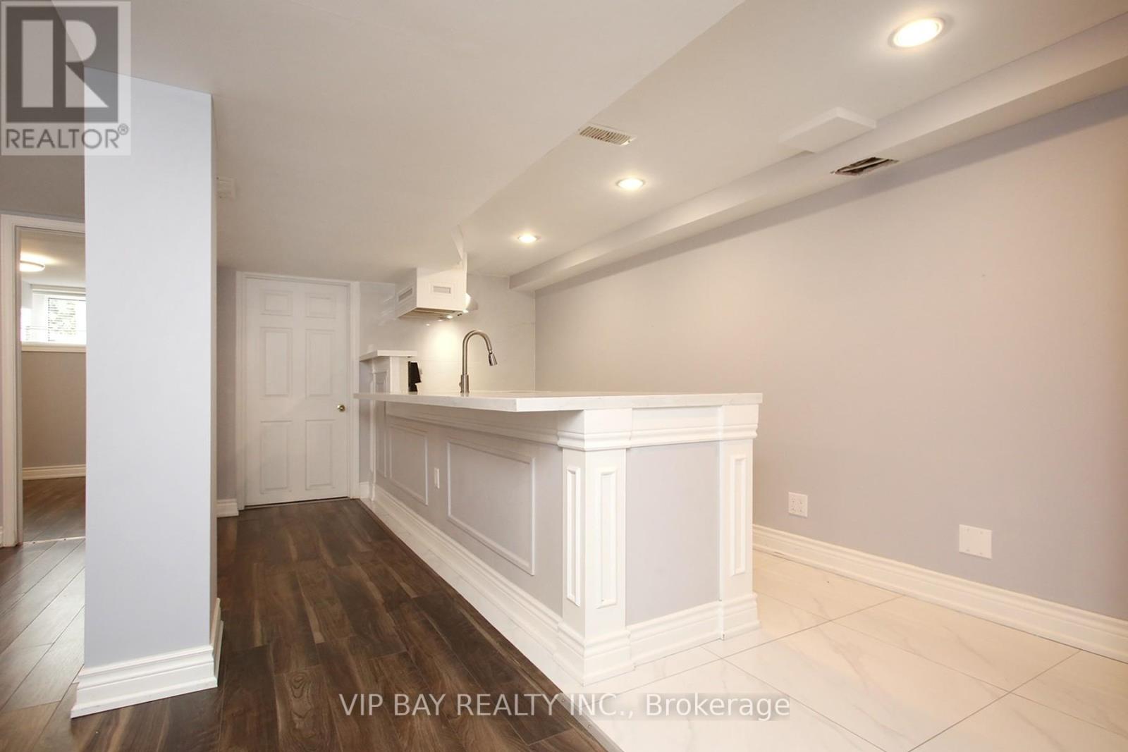 148 Betty Ann Drive, Toronto, Ontario  M2N 1X4 - Photo 8 - C13167632