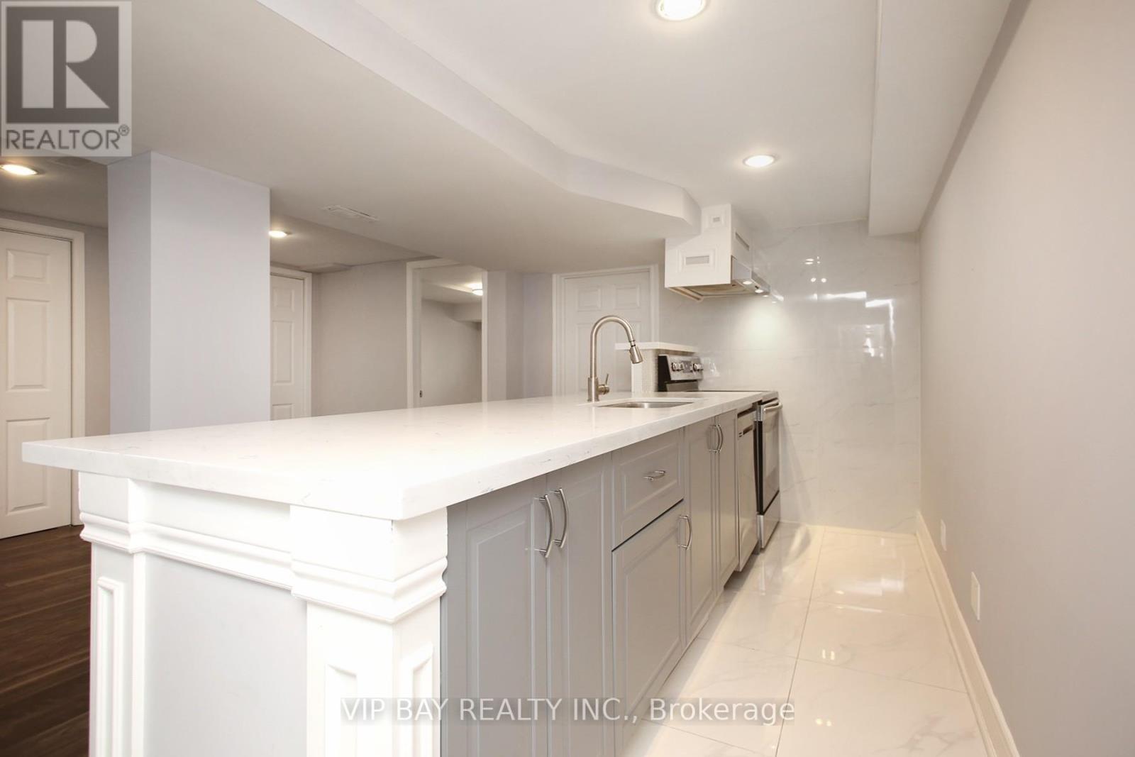 148 Betty Ann Drive, Toronto, Ontario  M2N 1X4 - Photo 9 - C13167632