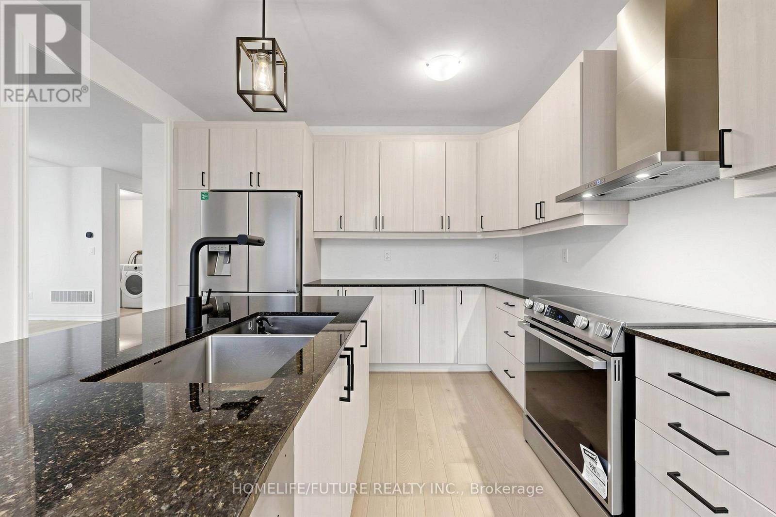 1406 Swallowtail Lane, Pickering, Ontario L1X 0N8 - Photo 15 - E13165908