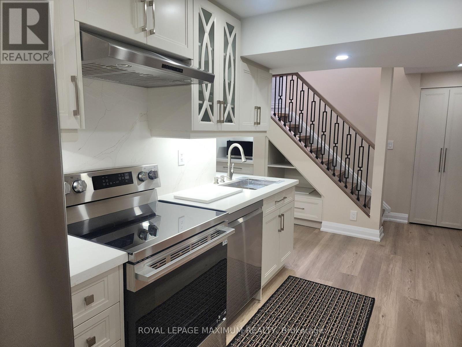 87 Breeze Drive, Bradford West Gwillimbury, Ontario L3Z 3A5 - Photo 13 - N13163966