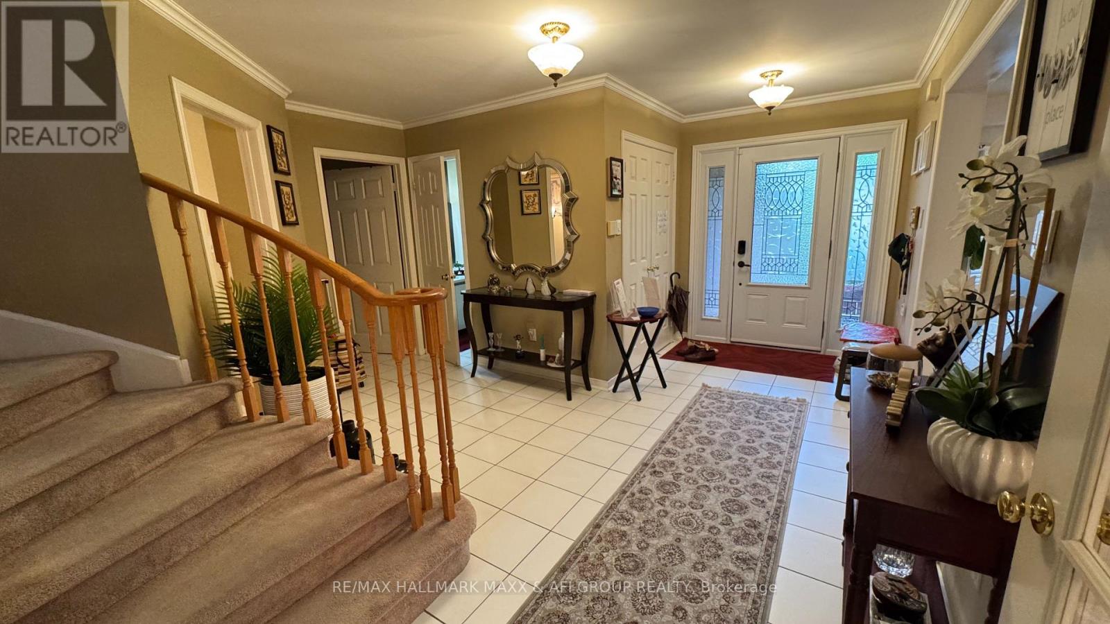 719 Shanahan Boulevard, Newmarket, Ontario  L3X 1P8 - Photo 3 - N13159564