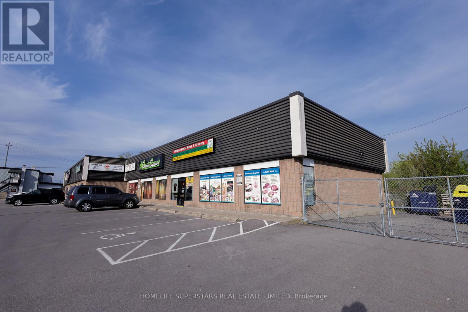 86 Niagara Street, St. Catharines, Ontario  L2R 4L2 - Photo 2 - X13167646