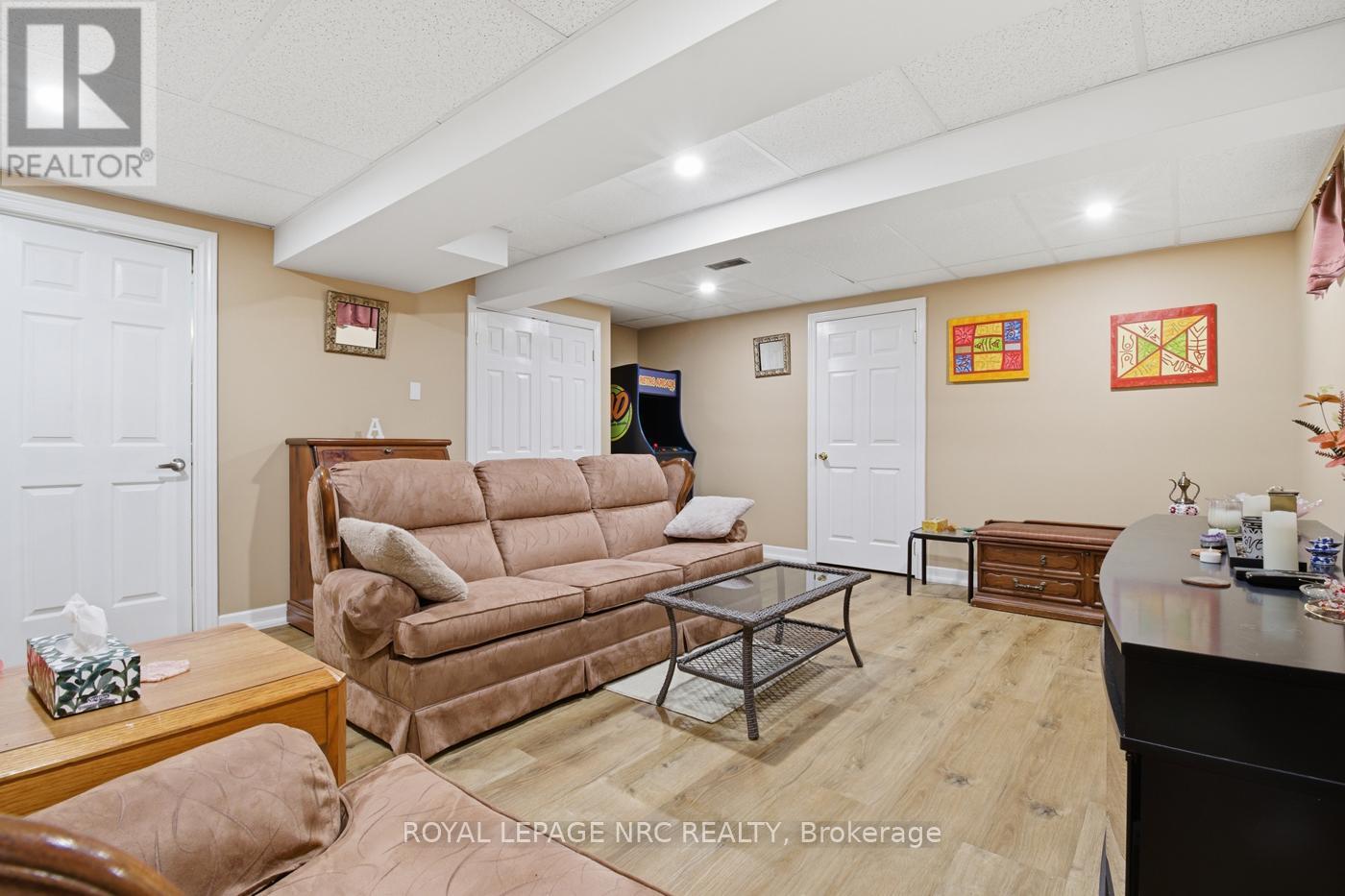 27 Woodrush Avenue, Welland, Ontario  L3C 6S6 - Photo 24 - X13167666