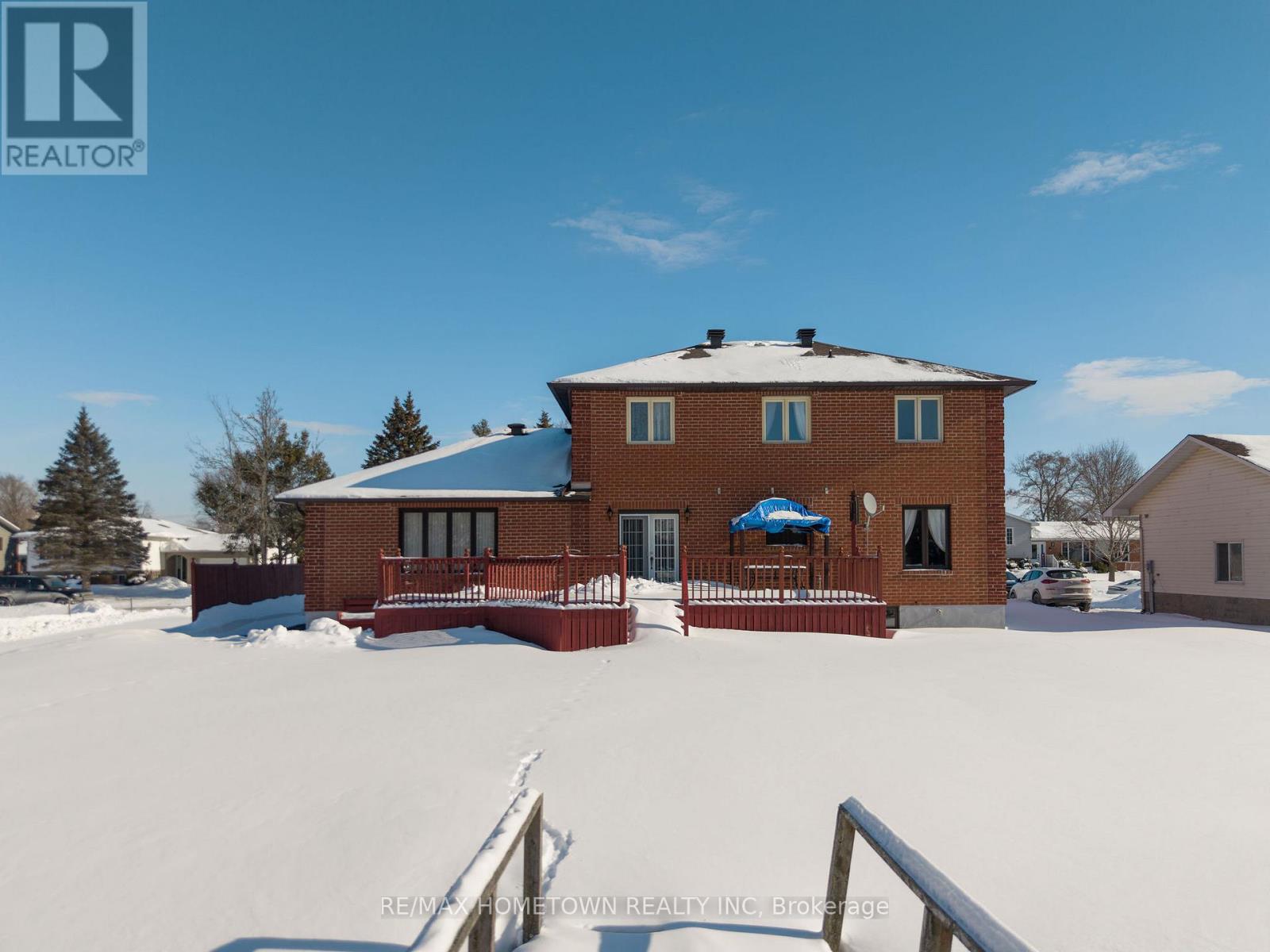 12 Fairholme Drive, South Dundas, Ontario  K0C 1X0 - Photo 3 - X12847760