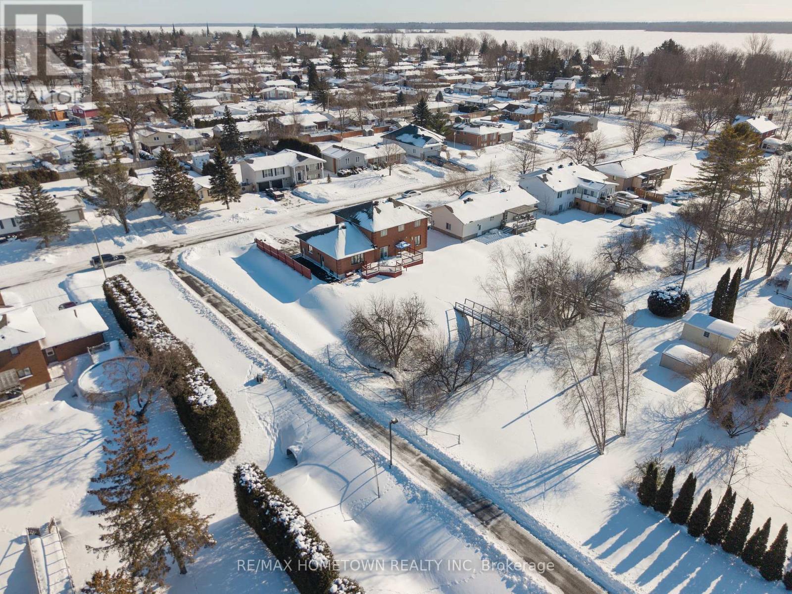 12 Fairholme Drive, South Dundas, Ontario  K0C 1X0 - Photo 4 - X12847760