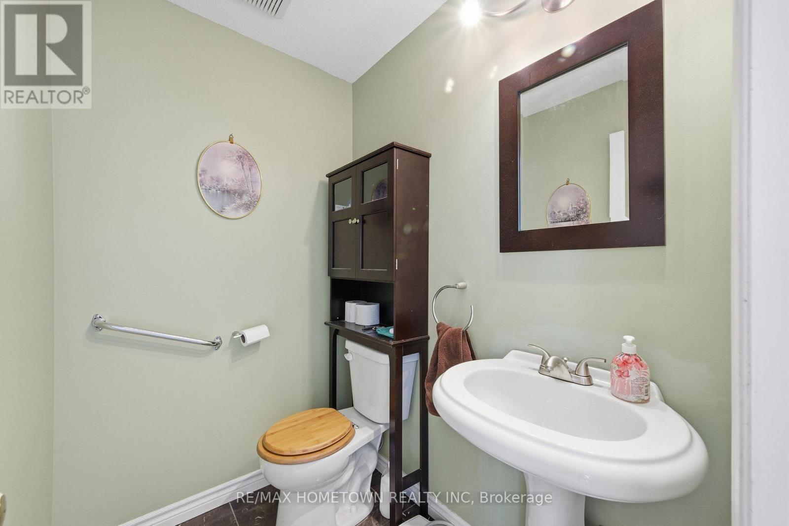 12 Fairholme Drive, South Dundas, Ontario  K0C 1X0 - Photo 7 - X12847760