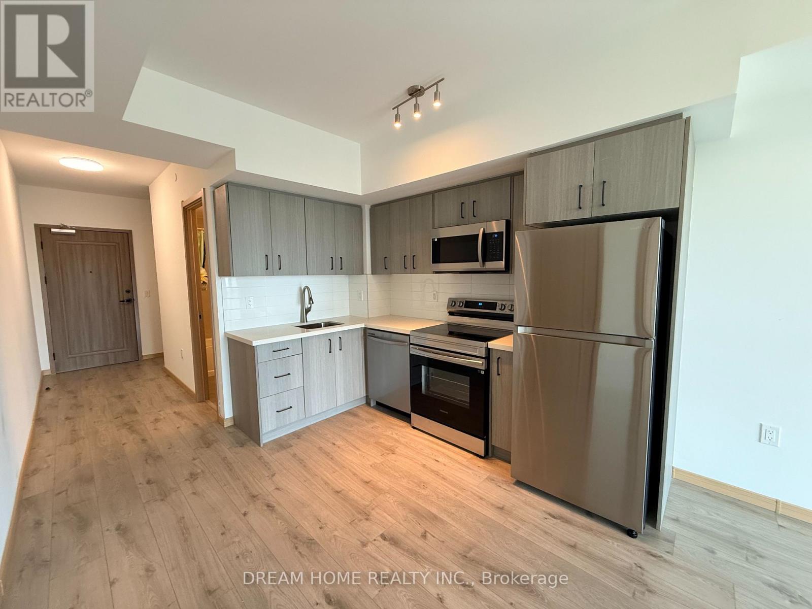 B1003 - 3429 Sheppard Avenue E, Toronto, Ontario  M1T 3K5 - Photo 2 - E13167680