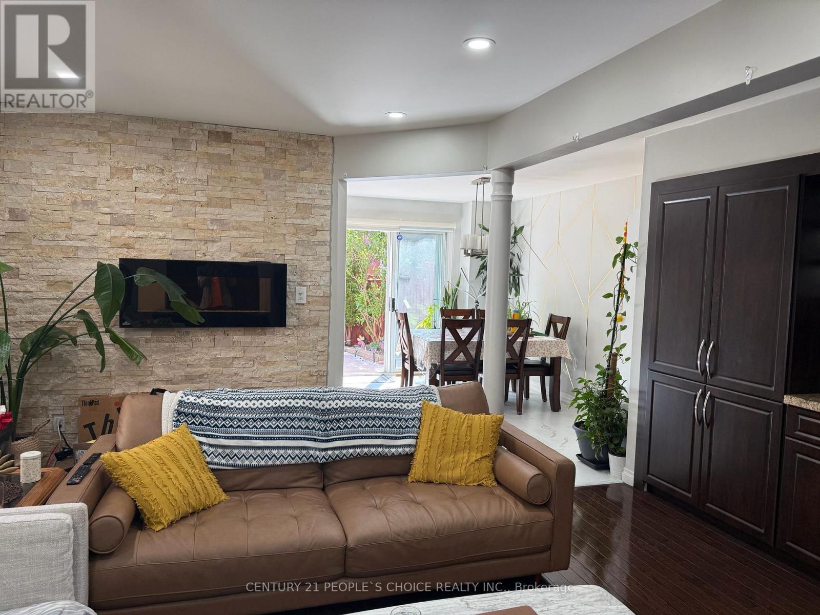 6682 Bansbridge Crescent, Mississauga, Ontario  L5N 6T5 - Photo 7 - W13166218