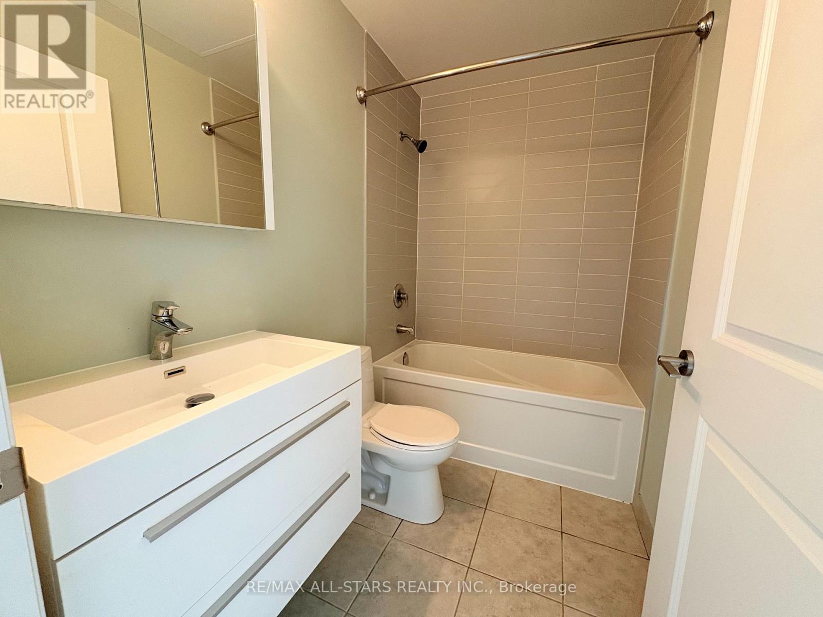 622 - 10 Rouge Valley Drive W, Markham, Ontario  L6G 0G9 - Photo 6 - N13167688