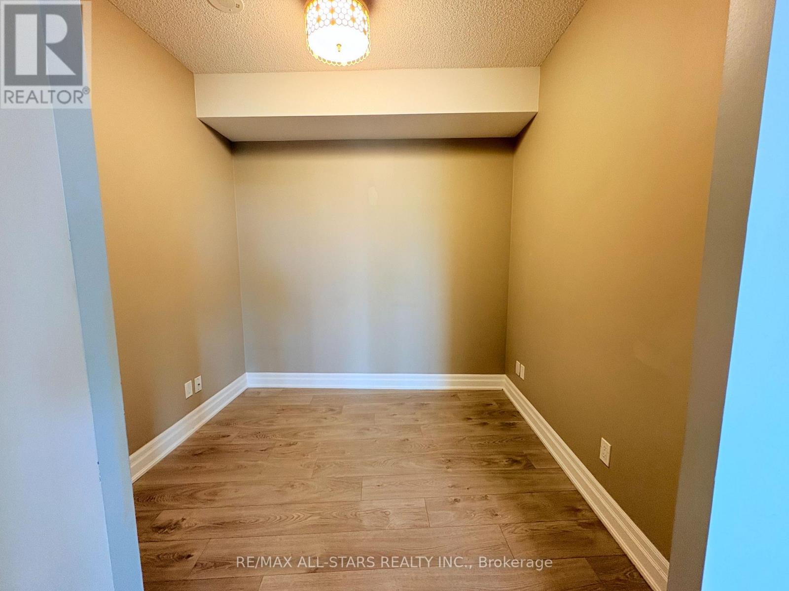 622 - 10 Rouge Valley Drive W, Markham, Ontario  L6G 0G9 - Photo 9 - N13167688
