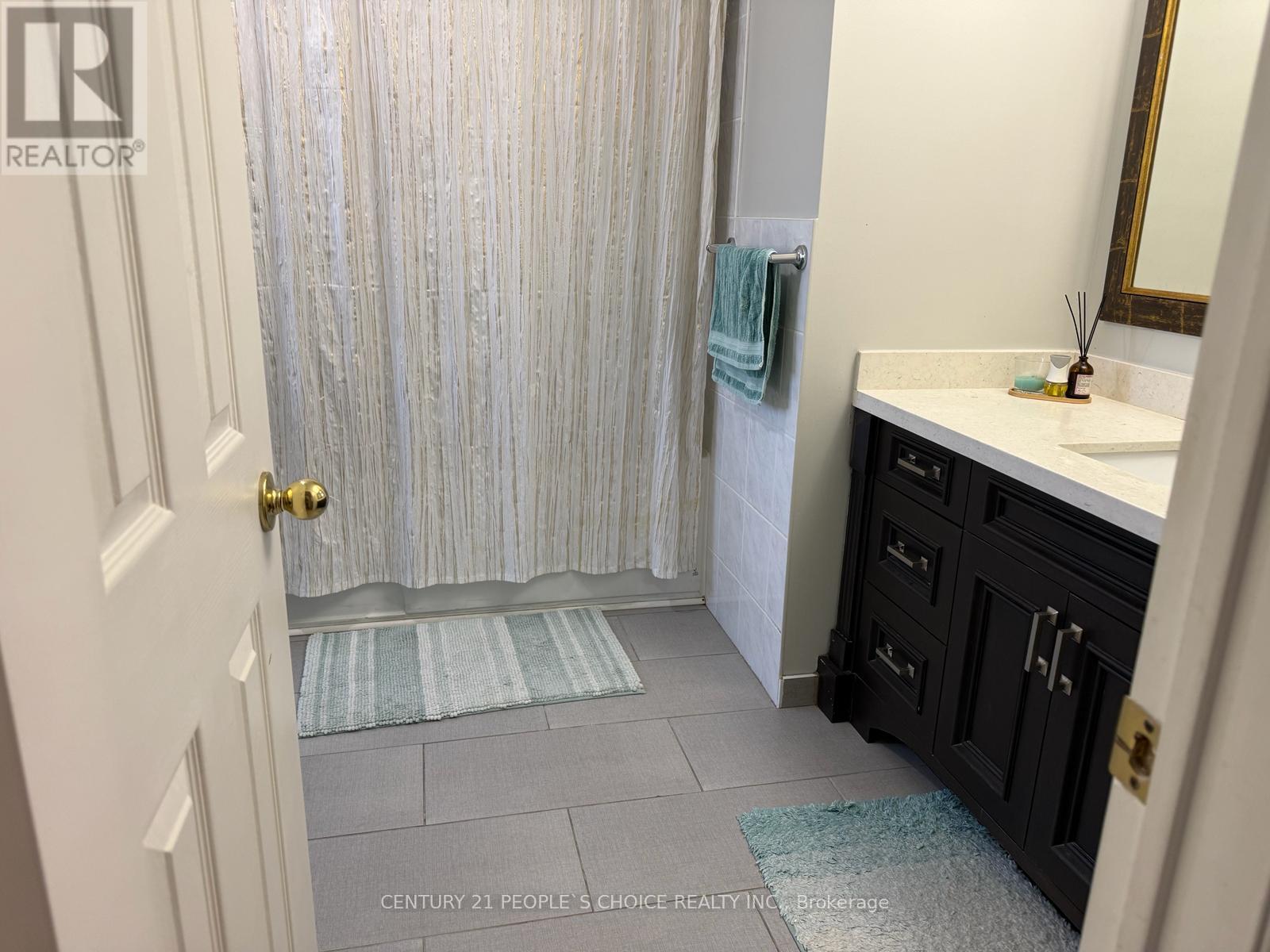 6682 Bansbridge Crescent, Mississauga, Ontario  L5N 6T5 - Photo 19 - W13166218