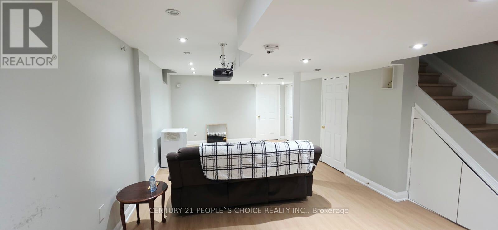 6682 Bansbridge Crescent, Mississauga, Ontario  L5N 6T5 - Photo 27 - W13166218