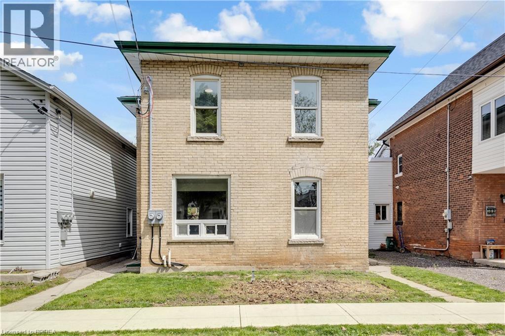 212 CHATHAM Street, Brantford, Ontario