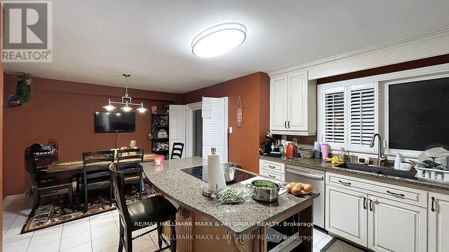 719 Shanahan Boulevard, Newmarket, Ontario  L3X 1P8 - Photo 14 - N13159564