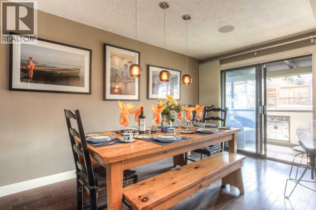 1363 Berkley Drive NW, Calgary, Alberta  T3K 1T4 - Photo 7 - A2304460