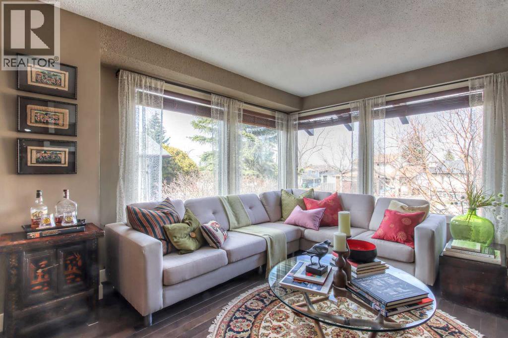 1363 Berkley Drive NW, Calgary, Alberta  T3K 1T4 - Photo 27 - A2304460
