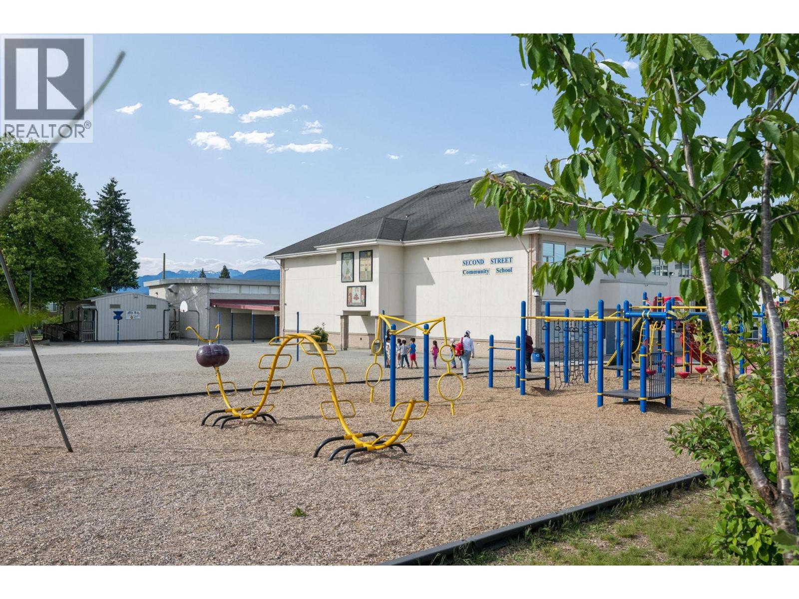 8406 12th Avenue, Burnaby, British Columbia  V3N 2L6 - Photo 22 - R3127043