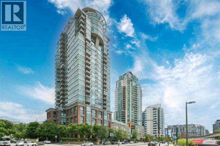 2105 1128 Quebec Street, Vancouver, British Columbia  V6A 4E1 - Photo 1 - R3123487
