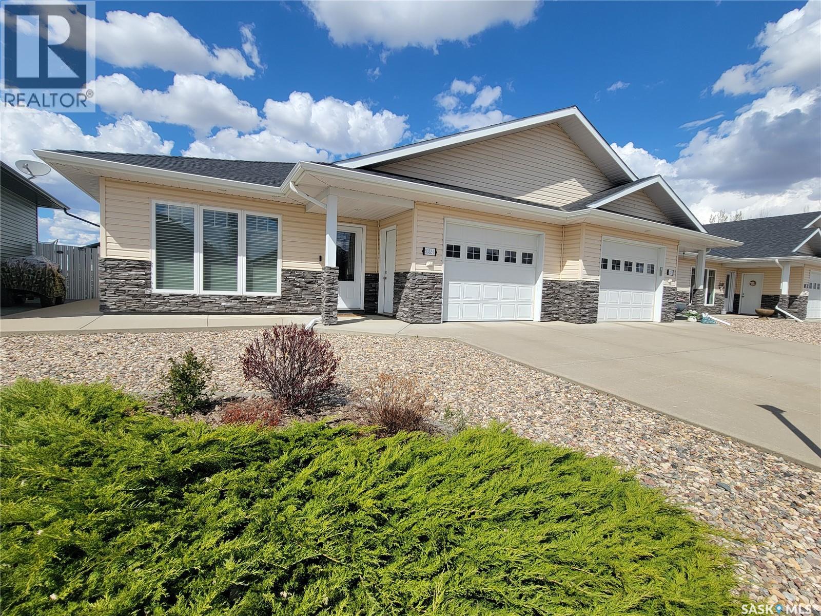 1 5352 Progress STREET, Macklin, Saskatchewan