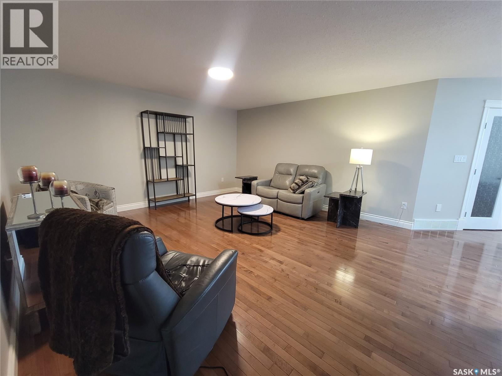 1 5352 Progress Street, Macklin, Saskatchewan  S0L 2C0 - Photo 14 - SK036911