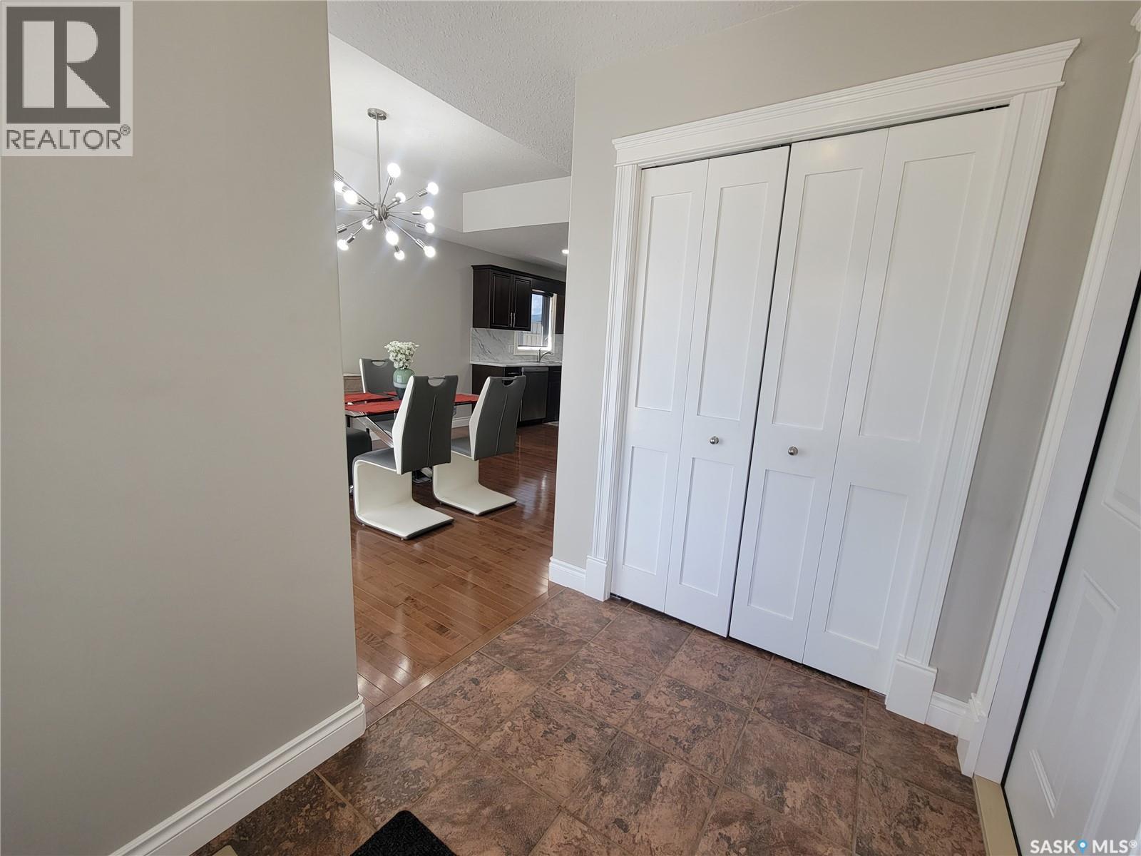 1 5352 Progress Street, Macklin, Saskatchewan  S0L 2C0 - Photo 3 - SK036911