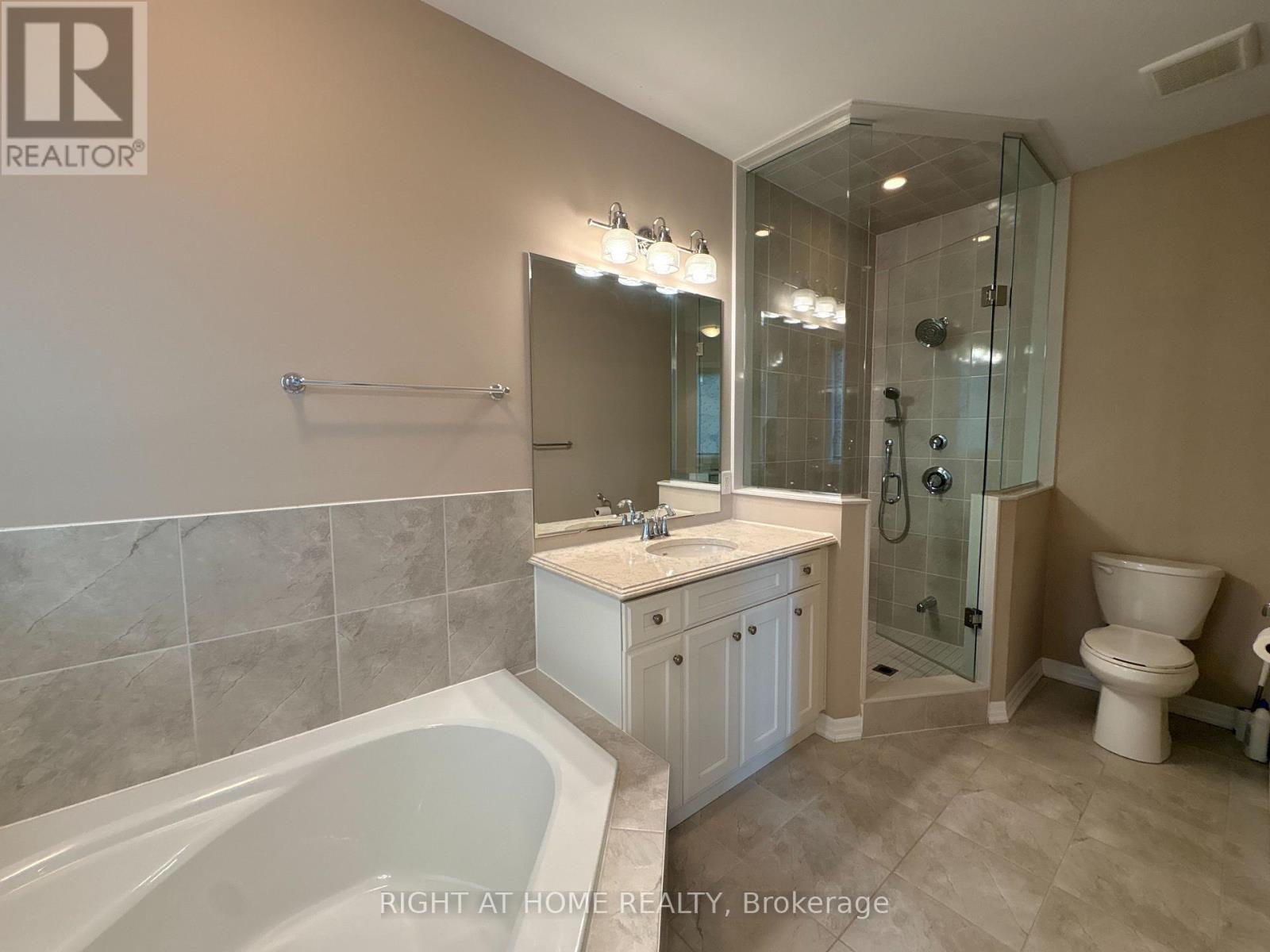 332 Ellen Davidson Drive, Oakville, Ontario  L6M 0V1 - Photo 16 - W13167728
