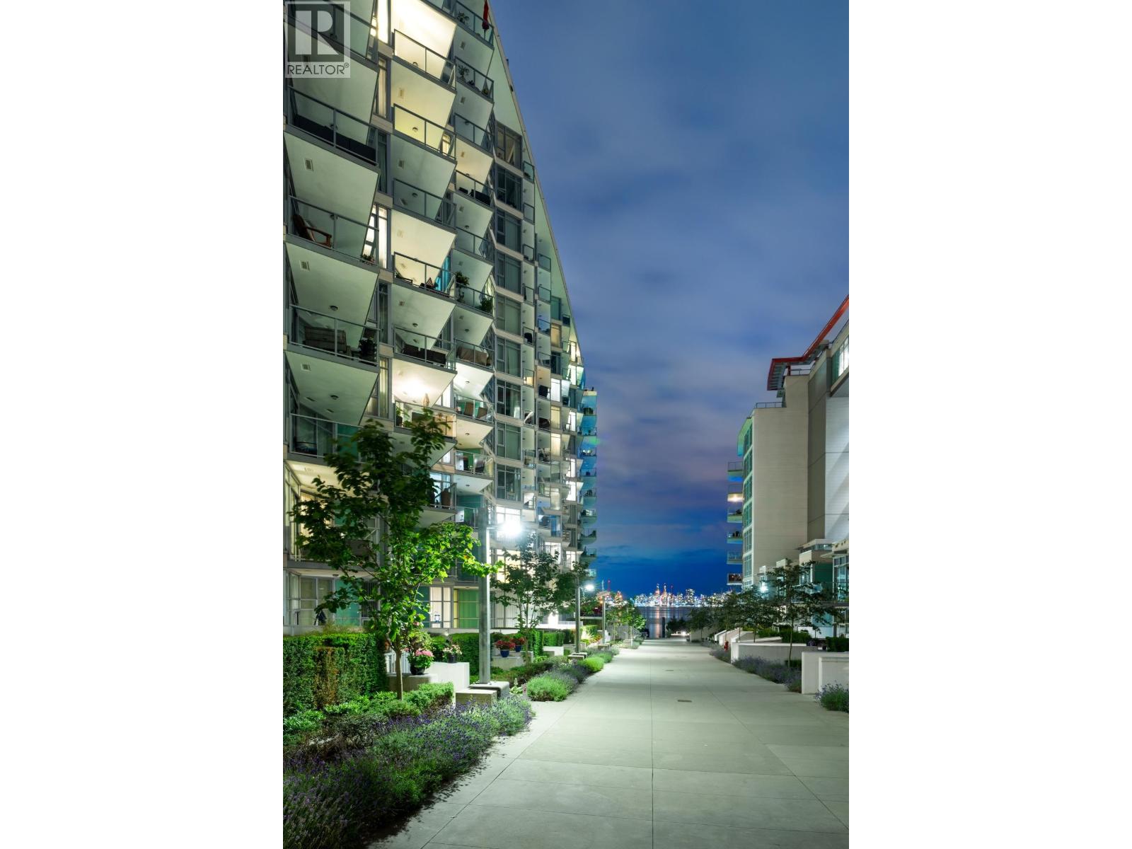 803 199 Victory Ship Way, North Vancouver, British Columbia  V7L 0E2 - Photo 34 - R3099500