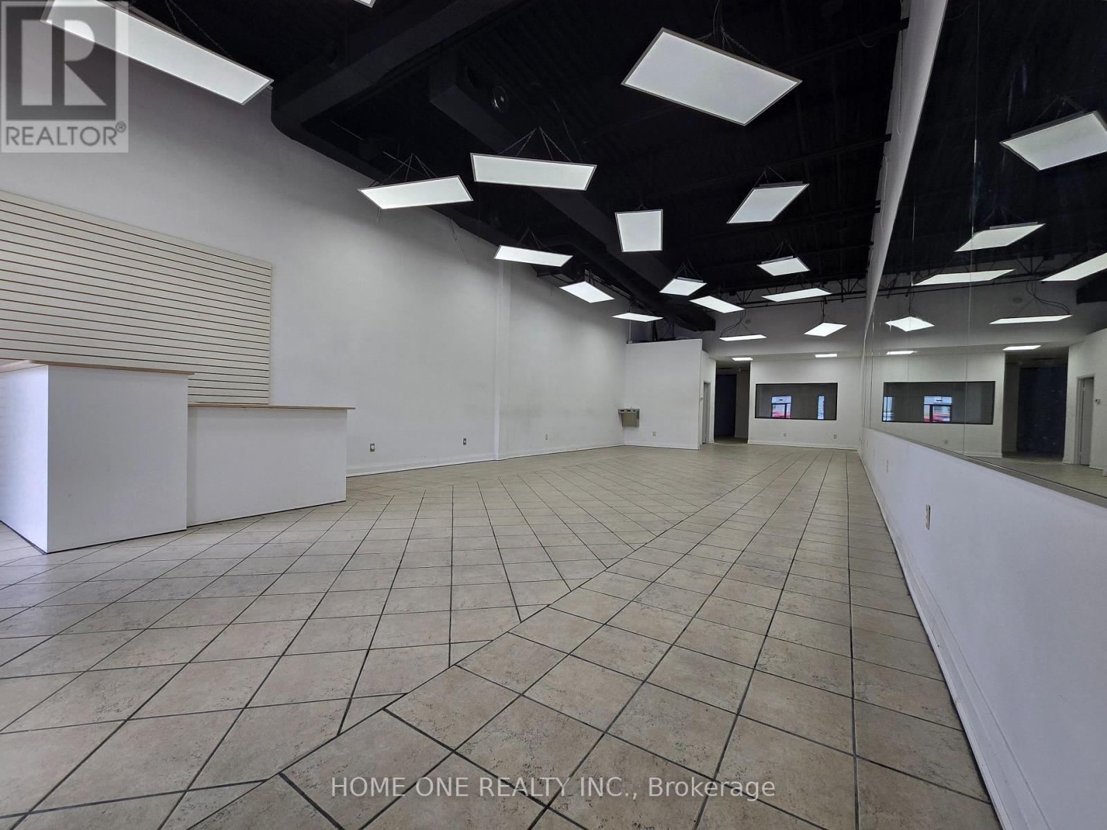 3616 Victoria Park Avenue, Toronto, Ontario  M2H 3B2 - Photo 4 - C13167698