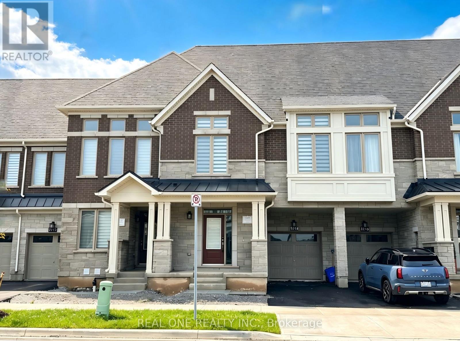 3214 CRYSTAL DRIVE, Oakville, Ontario
