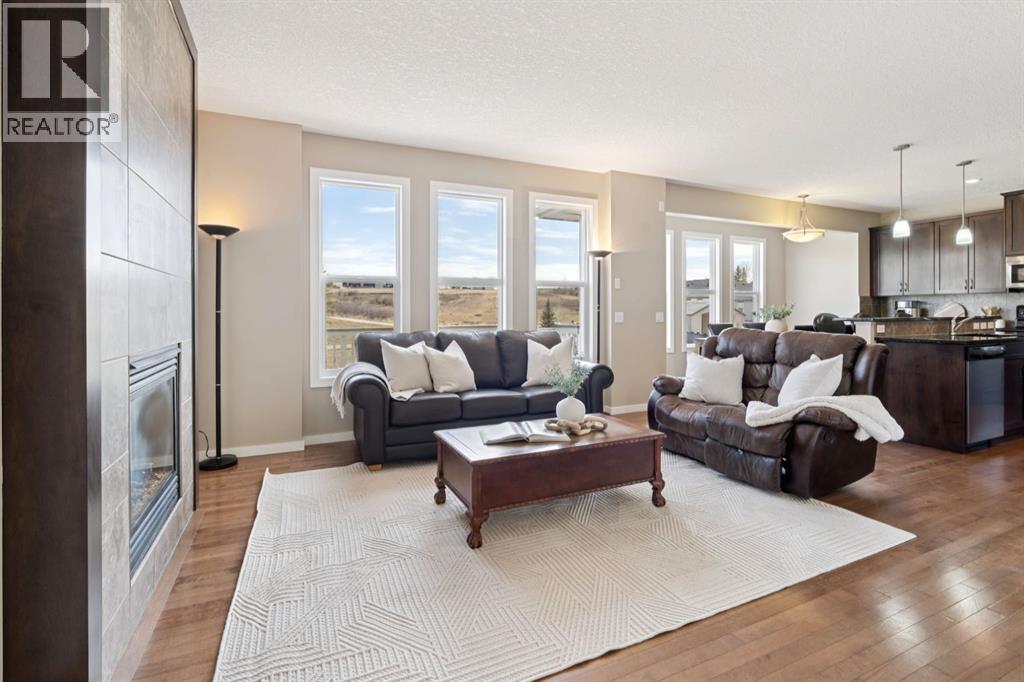 161 Heritage Bay, Cochrane, Alberta  T4C 0L5 - Photo 6 - A2305909