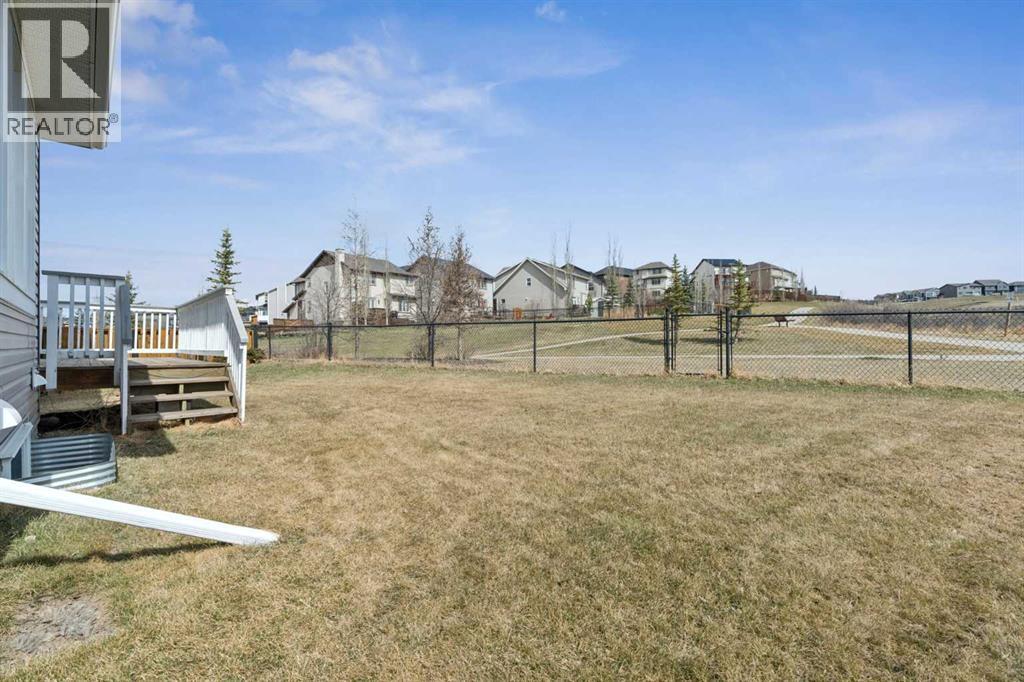 161 Heritage Bay, Cochrane, Alberta  T4C 0L5 - Photo 37 - A2305909