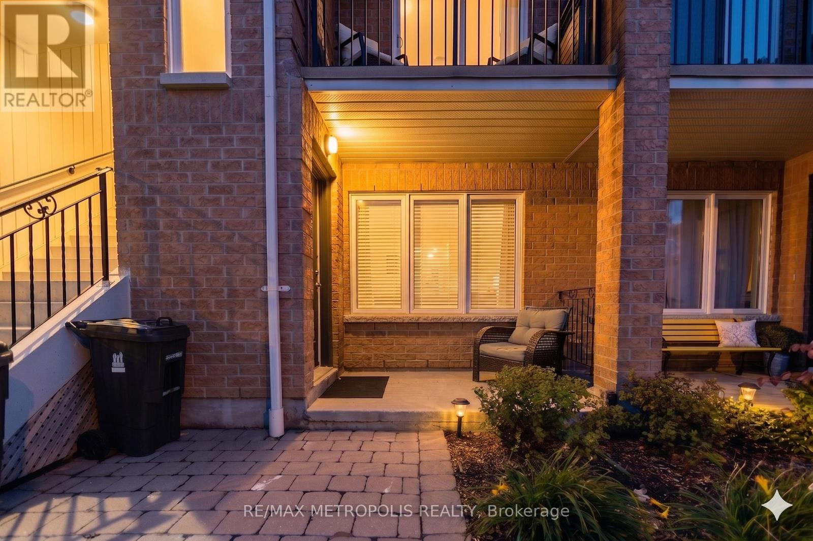 102 - 128 Aerodrome Crescent, Toronto, Ontario  M4G 4J2 - Photo 2 - C13167744